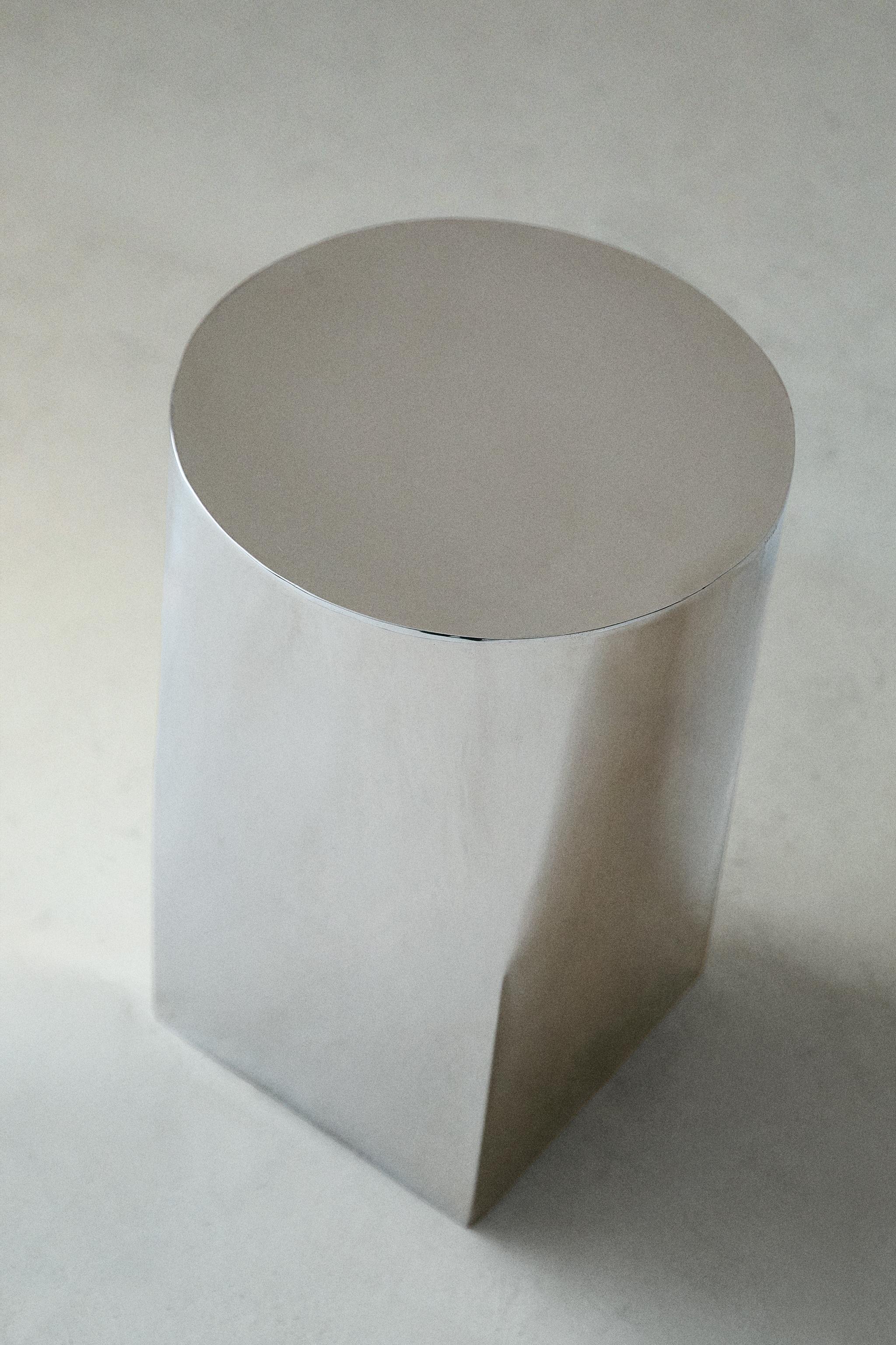 TABLE D'APPOINT ACIER INOXYDABLE